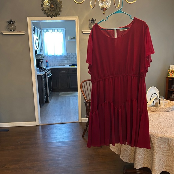 Dress - Picture 4 of 4